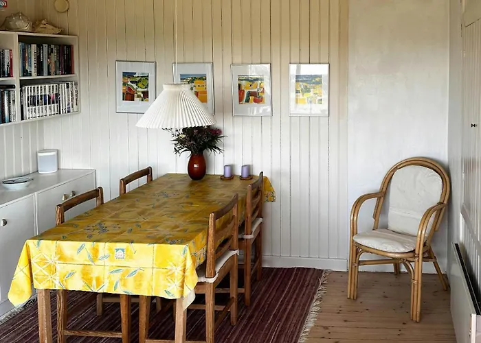 Wooden House With Panoramic View Over Kattegat Hébergement de vacances *