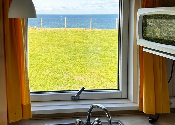 Wooden House With Panoramic View Over Kattegat Hébergement de vacances *
