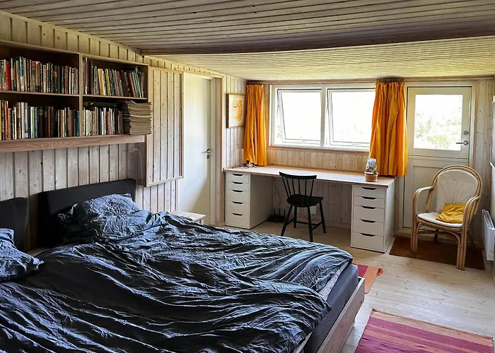 Hébergement de vacances Wooden House With Panoramic View Over Kattegat Hundested